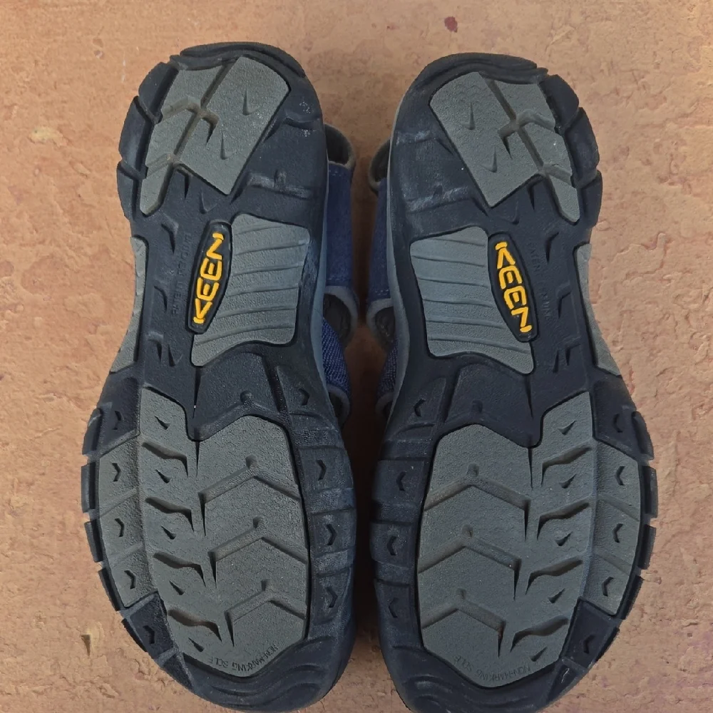 🌴 Keen Newport H2 Navy & Gray Water Hiking Outdoor Sport Sandals Size 10